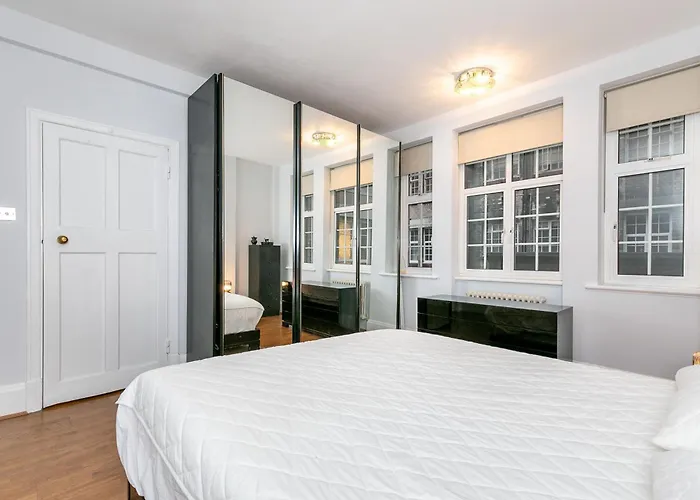 Lovely 1-Bed Apartment In London